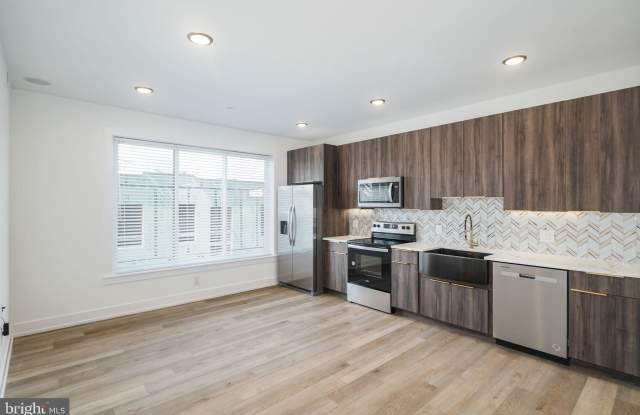 2000 N FRONT Street unit: A photos photos 2000 N FRONT Street unit: A photos photos