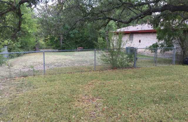 3 Bedroom 1.75 Bath Gallery 3
