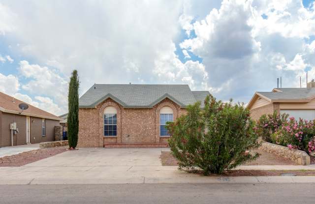 Charming Eastside Home with Refrigerated Air and Easy Access to Ft. Bliss and Loop 375 photos photos