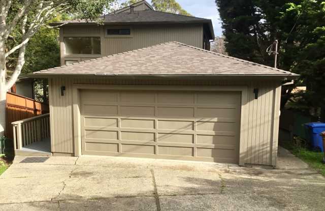 987 Fountain Avenue - 987 Fountain Avenue, Monterey, CA 93940