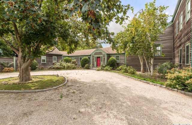4782 Alvahs Lane Gallery 2