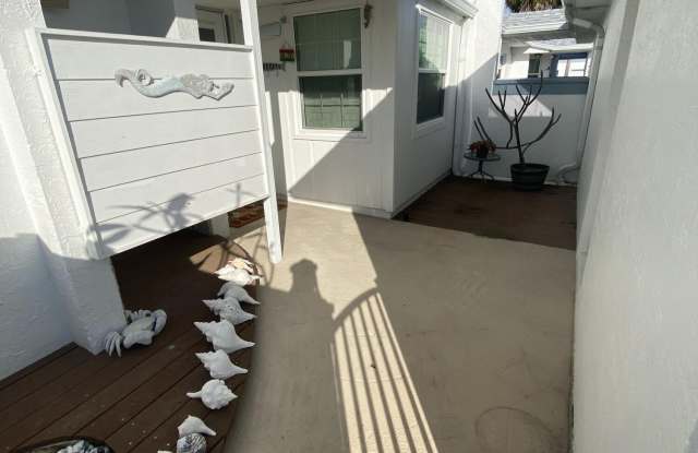 335 Paradise Boulevard photos photos