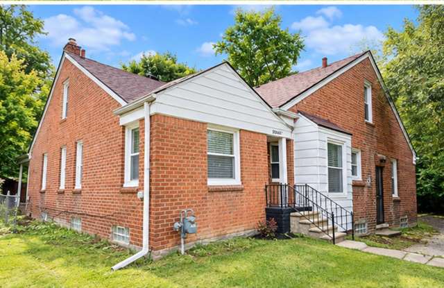 Charming 3-Bedroom Brick Bungalow – $1,300/Month Gallery 3