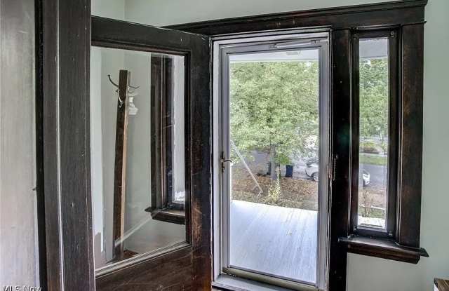 2245 Bellfield Avenue Gallery 2