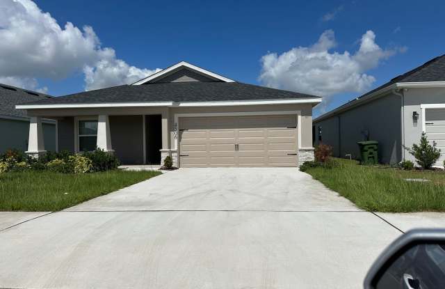 4 Bedroom 2 Bathroom in Winter Haven photos photos