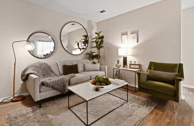 300 Riverside Apartment Homes Gallery 2