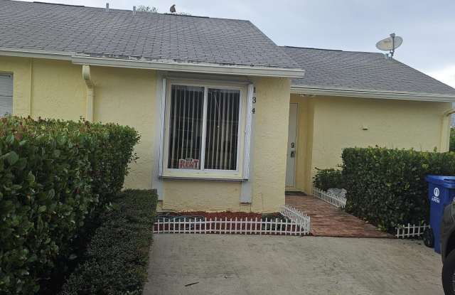 134 Deerfield Drive photos photos