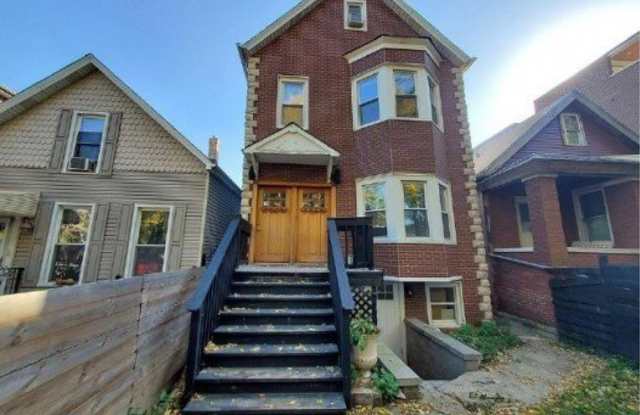 2863 W Belden Avenue photos photos