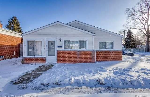 8402 Robindale Avenue photos photos