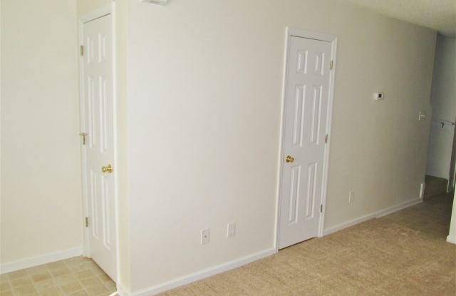 334 Bracken Place Gallery 3