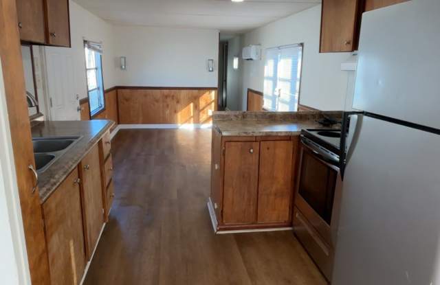 1716 E Market Ave photos photos