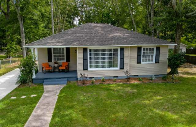 212 South 25th Avenue - 1 - 212 South 25th Avenue, Hattiesburg, MS 39401 212 South 25th Avenue - 1 - 212 South 25th Avenue, Hattiesburg, MS 39401