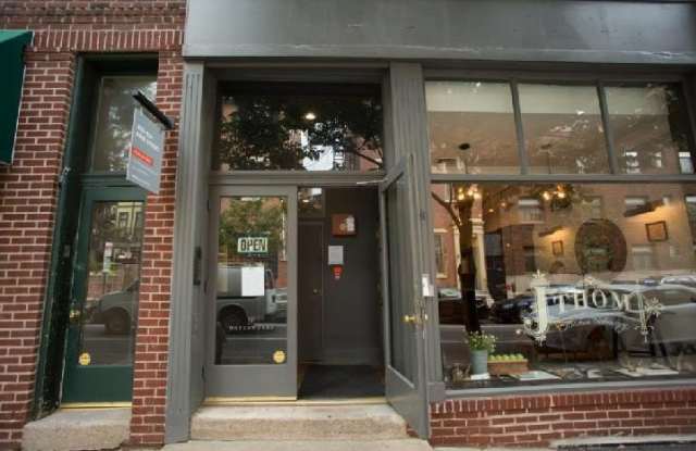 924 PINE Street Gallery 1
