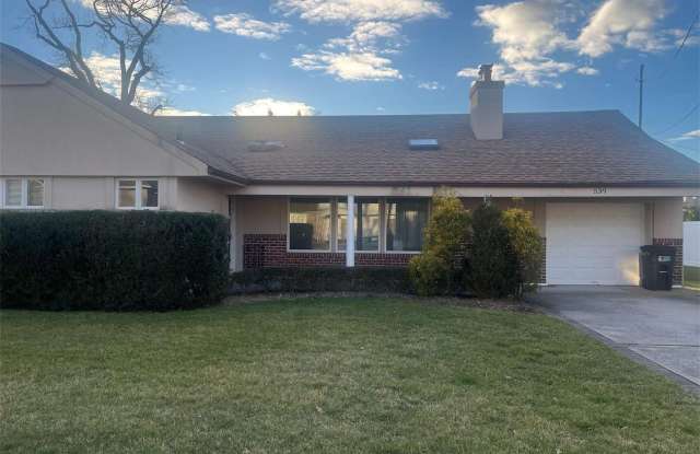 539 Derby Avenue - 539 Derby Avenue, Woodmere, NY 11598 539 Derby Avenue - 539 Derby Avenue, Woodmere, NY 11598