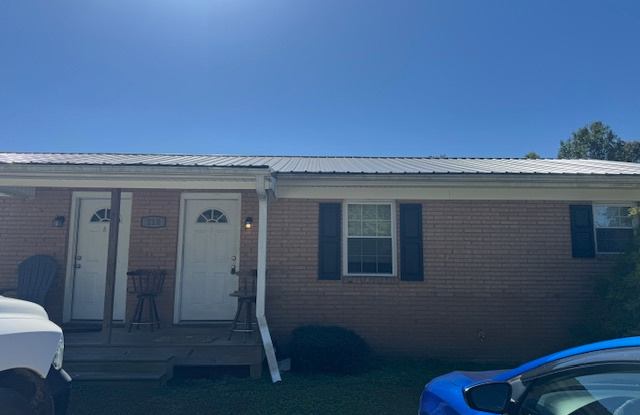 210 Pine Park Drive Apt B - 210 Pine Park Drive, Davidson County, NC 27295
