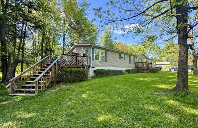 28 Oakview Lane - 28 Oakview Lane, Wayne County, PA 18472