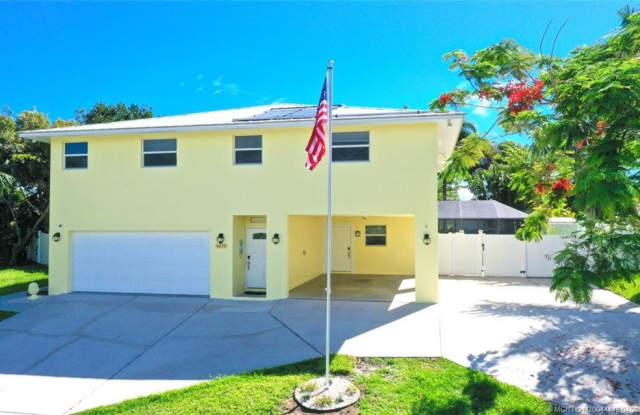4255 NE Sunset Drive - 4255 Northeast Sunset Drive, Jensen Beach, FL 34957