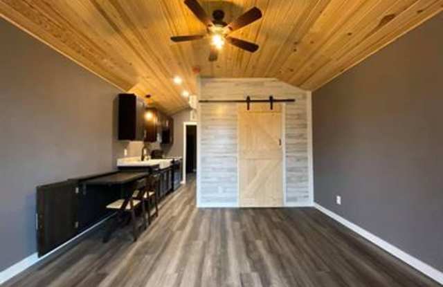 Tiny Home Cottage in Sulphur Rock • 1 Bed /1 Bath photos photos