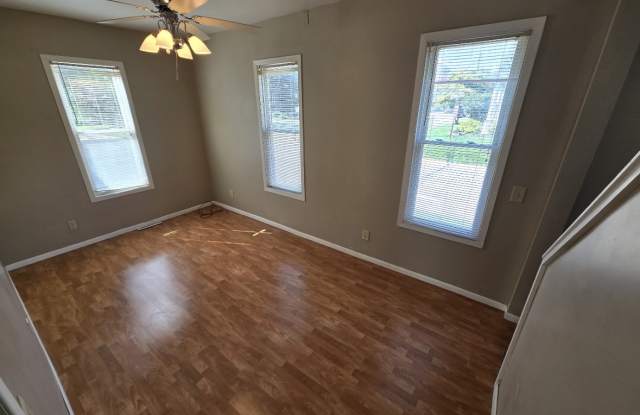 1901 17th St photos photos