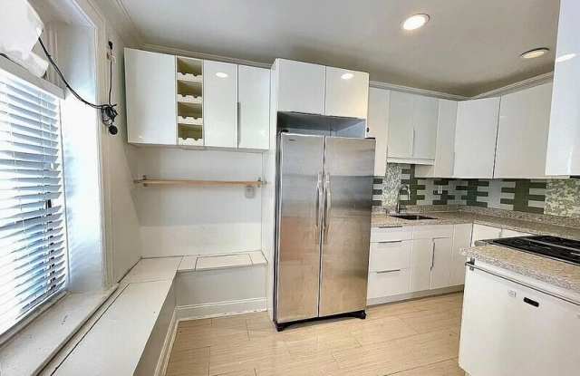 36-20 168th St photos photos