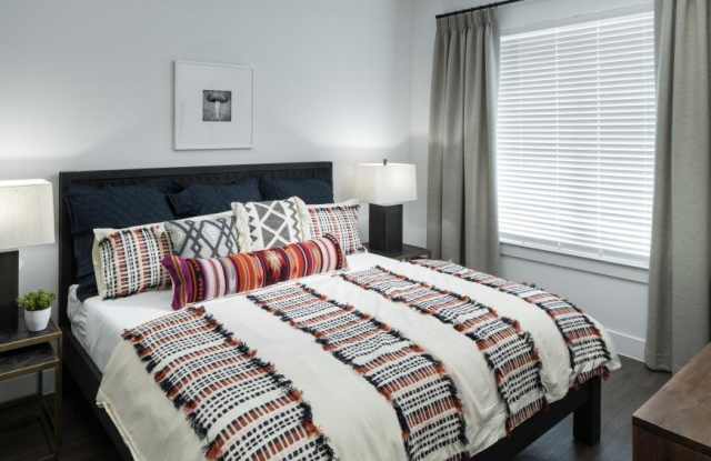 4008 Sabio Dr photos photos