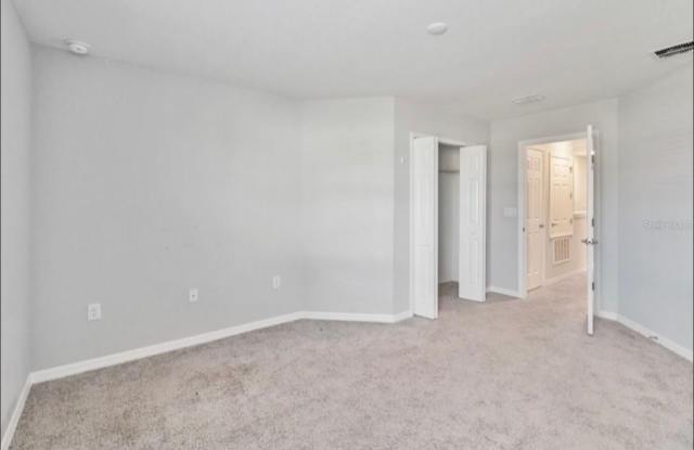 2917 FIELDWOOD Circle Gallery 3