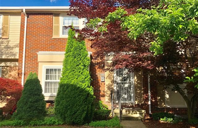 1581 BRENTWOOD Drive - 1581 Brentwood Drive, Troy, MI 48098
