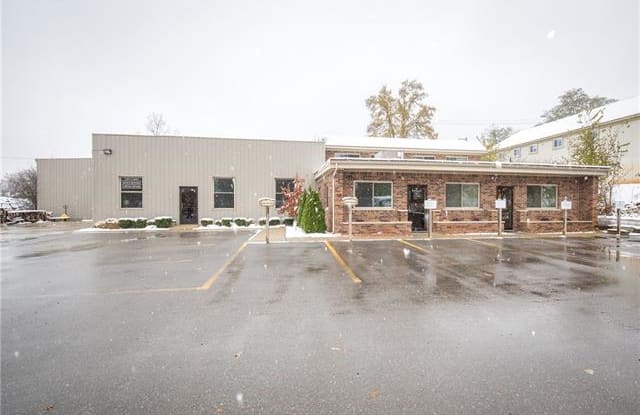 169 W CLARKSTON Road - 169 W Clarkston Rd, Oakland County, MI 48360