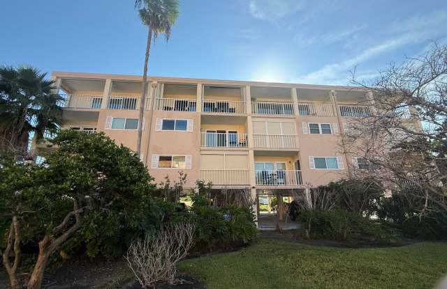 Beatifully updated Beach condo FULLY FURNISHED ANNUAL RENTAL 2/2 photos photos