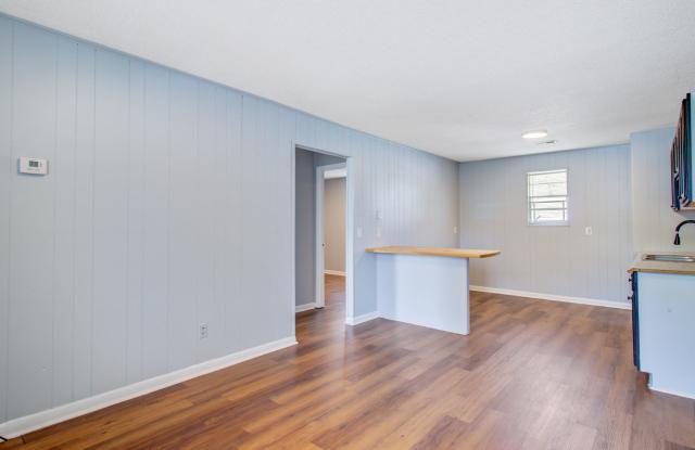 Marilyn Apartments Gallery 4