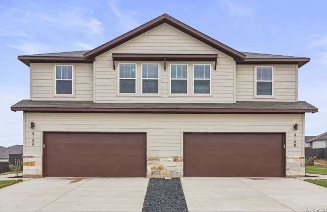 418 Cross Barn unit: A - 418 Cross Barn Boulevard, Hays County, TX 78610