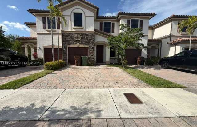 3393 W 90th St photos photos