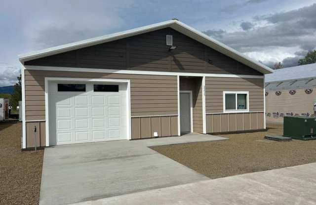 Beautiful newly built 3 bed 2 bath home photos photos Beautiful newly built 3 bed 2 bath home photos photos