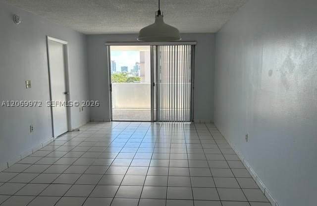 1331 Lincoln Rd Gallery 3