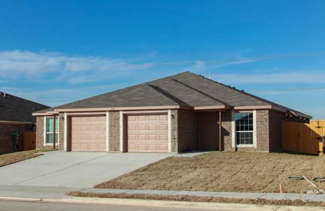 909 Lasso Drive - B photos photos