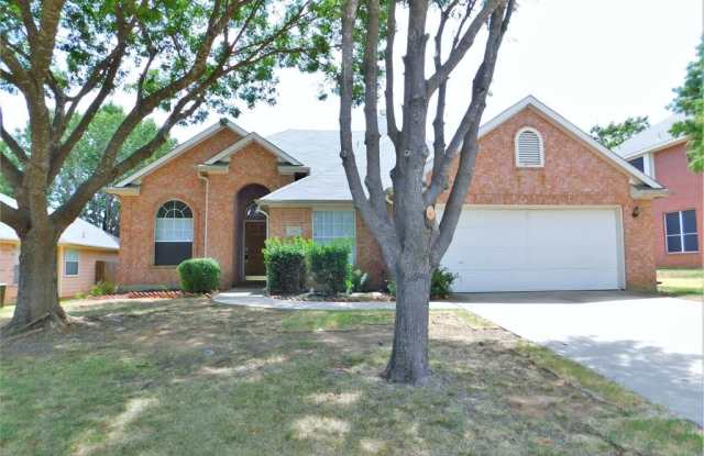 1800 Sunflower Drive - 1800 Sunflower Drive, Corinth, TX 76210