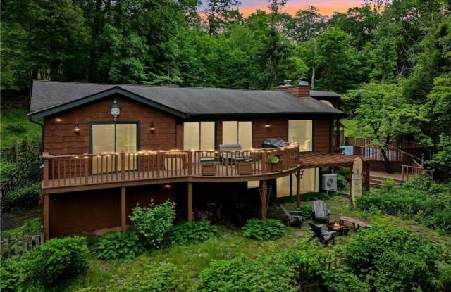 8 Oak Tree Drive photos photos