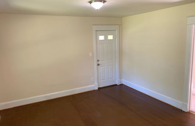 4137 BARRETT PLACE Gallery 4