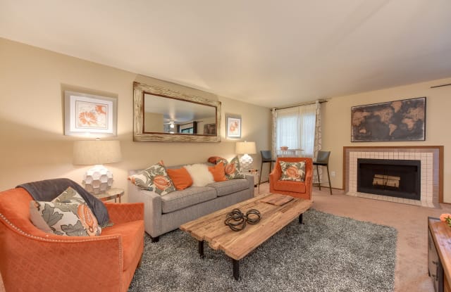 Kently Pointe photos photos