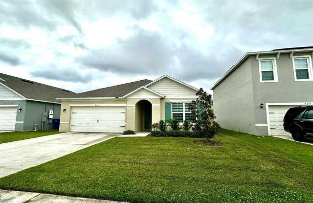 9657 BLACK WALNUT DRIVE - 9657 Black Walnut Drive, Groveland, FL 34736