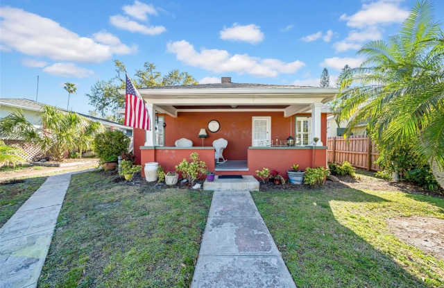 2808 CLINTON STREET S photos photos