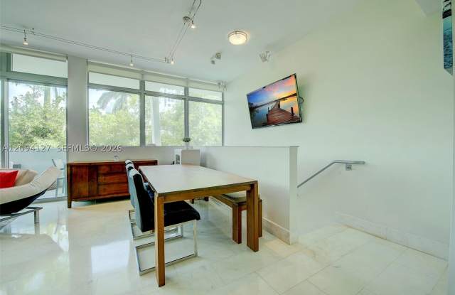 1577 Bay Rd Gallery 3