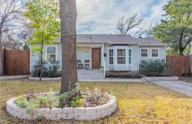 8787 Rexfordd Drive Gallery 3