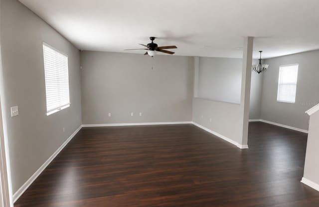 9318 EQUITY Lane Gallery 4