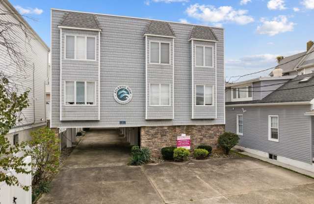 22 S Washington Ave - 22 South Washington Avenue, Margate City, NJ 08402