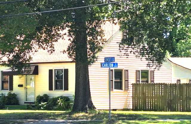 1301 Sunset Drive photos photos