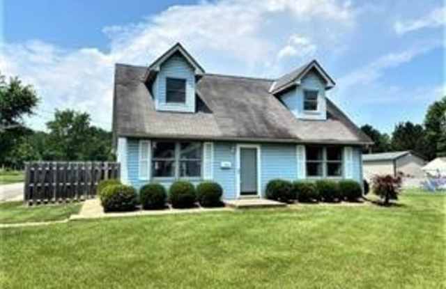 1645 Pine Street - 1645 Pine Street, Zanesville, OH 43701