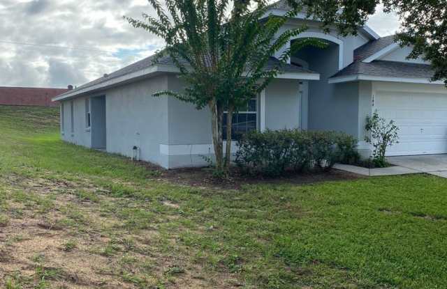 Beautiful 3/2 Pool Home for Rent in Florida Pines community in Davenport Gallery 4