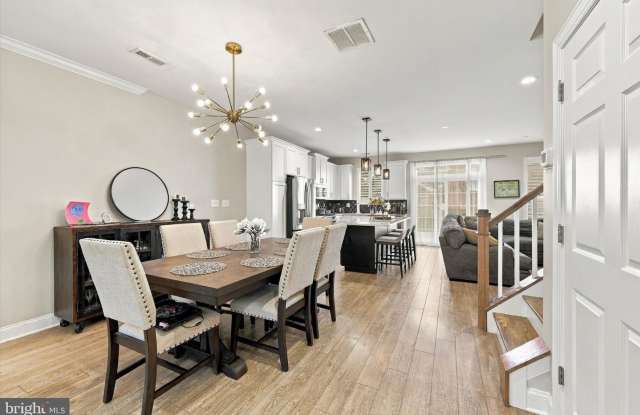 16728 RIVER VIEW CIR Gallery 3