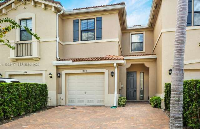 1040 NW 33rd Ct photos photos 1040 NW 33rd Ct photos photos